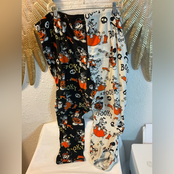 ❌Disney Halloween pajama lounge pants 3x - Picture 7 of 8
